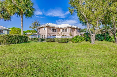 3134 Kingston Ct, West Palm Beach, FL 33409-7518