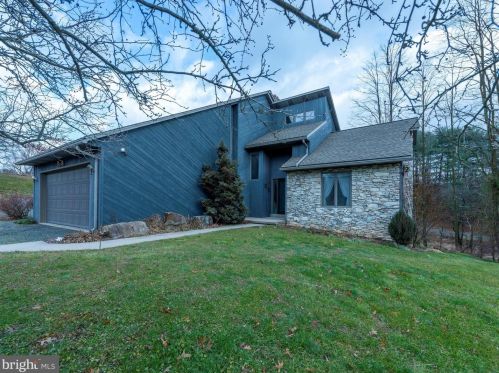 95 Martins Rd, Lincoln Colliery PA  17963-8215 exterior