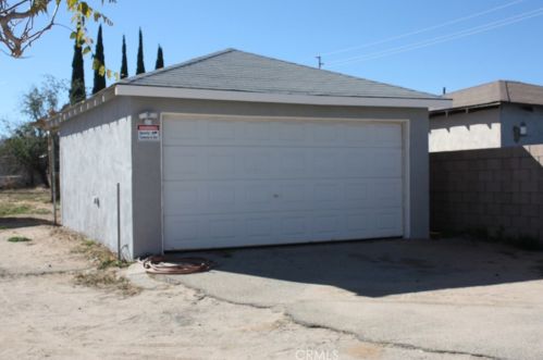 3354 Avenue, Lancaster CA  exterior