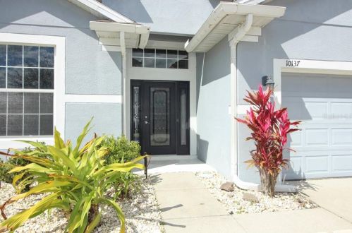10137 Cypress Knee Cir, Orlando, FL 32825-9111