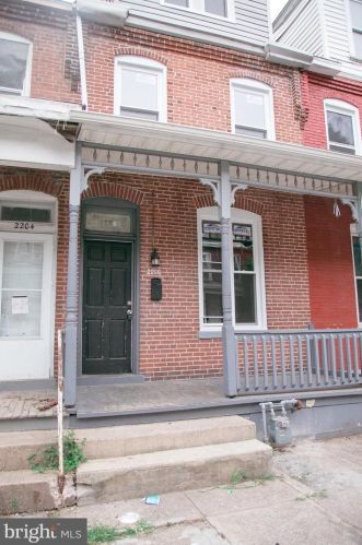 2206 Logan St, Harrisburg, PA 17110-1825