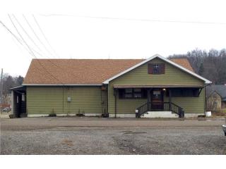 519 Winfield Rd, Cabot, PA 16023-3307