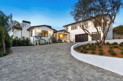 1170 Chinquapin Ave, Carlsbad CA  92008-3543 exterior