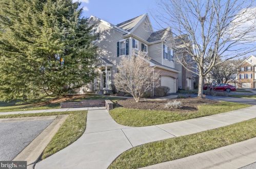 323 Cherry Ln, Kennett Sq, PA 19348-4711