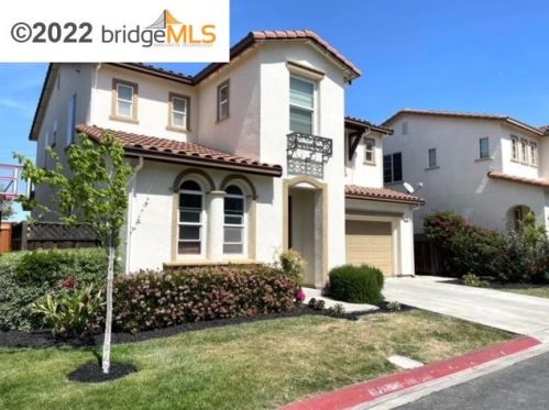 64 Honeysuckle Ct, West Pittsburg, CA 94565-3852