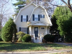 15 Blithedale St, Newton, MA 02460-1807