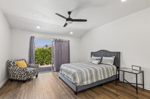 48118 Via Hermosa, La Quinta CA  92253-2227 exterior