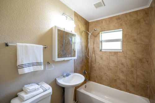 1815 30th St, Fort Pierce FL  34947-6914 exterior