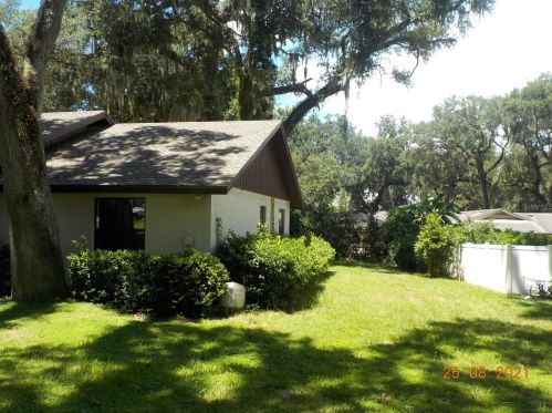 4916 Ironwood Trl, Bartow FL  33830-8946 exterior