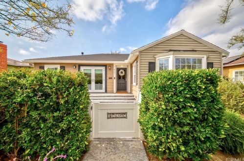 1621 Marshall Pl, Long Beach, CA 90807-3742