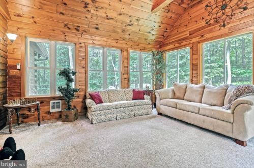 315 Bacon Rd, Red Lion PA  17356-8887 exterior