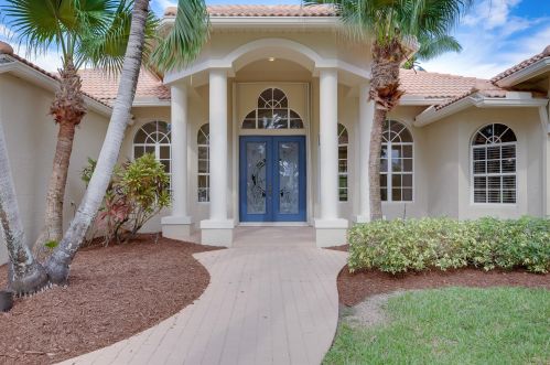 150 Kapok Cres, West Palm Beach, FL 33411-4747
