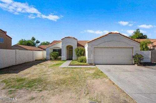 2820 86th Dr, Phoenix AZ  85037-3507 exterior