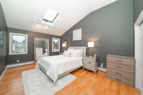 168 Connetquot Rd, Oakdale NY  11769-2118 exterior