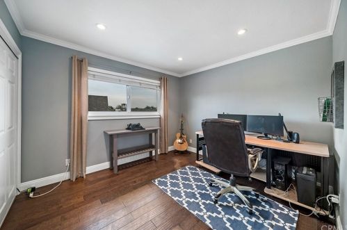 4237 Sussex Cir, Cypress CA  90630-2742 exterior