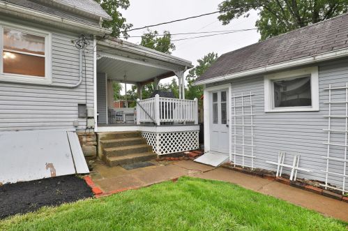 105 Lamartine St, Mount Vernon OH  43050-1717 exterior