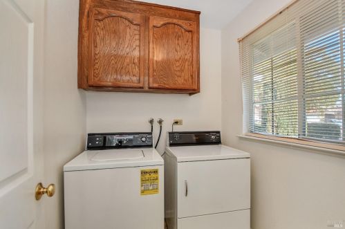 150 Alonzo Ct, Vacaville CA  95687-5466 exterior