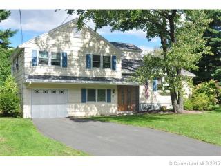 12 Essex Ln, Bloomfield, CT 06002-1323