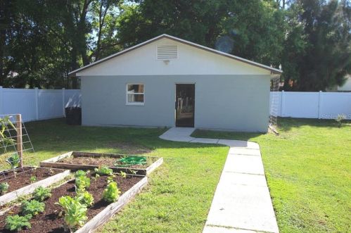 707 Shore Dr, Oldsmar FL  34677-4305 exterior