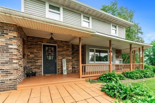 154 Central Rd, Tarrs, PA 15688-2109