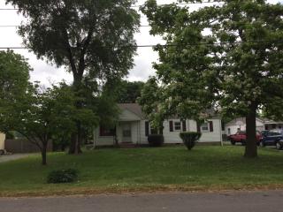 1965 Gatlin Dr, Nashville, TN 37210-4723