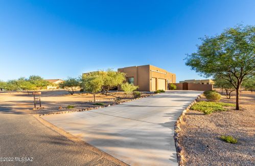 13071 Summer Poppy St, Tucson, AZ 85743-7271