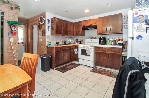 319 Ave, Belmar NJ 07719-2430 exterior