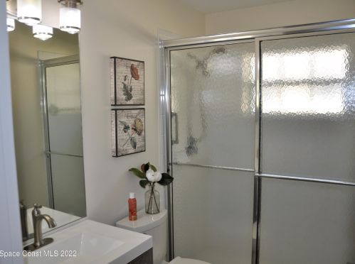 523 6th St, Vero Beach FL  32962-1687 exterior