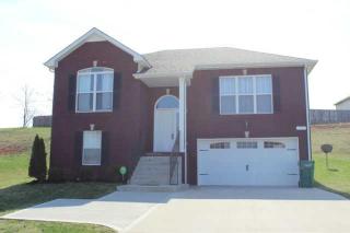 705 Superior Ln, Clarksville, TN 37043-3876