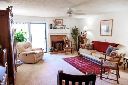 6960 Hyde Park Dr, San Diego, CA 92119-2238