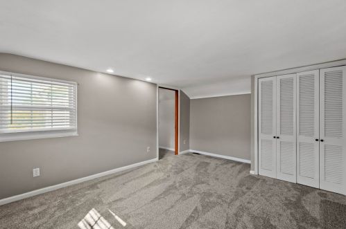 683 1st Ave, Bridgeville PA  15017-1341 exterior