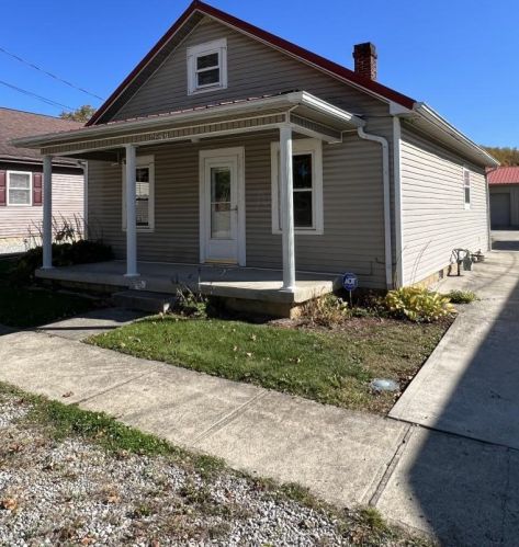 16277 Sherman St, Laurelville, OH 43135-9237