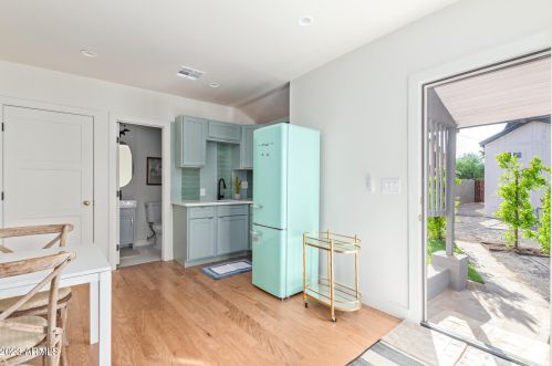 2029 10th St, Phoenix AZ  85006-2119 exterior