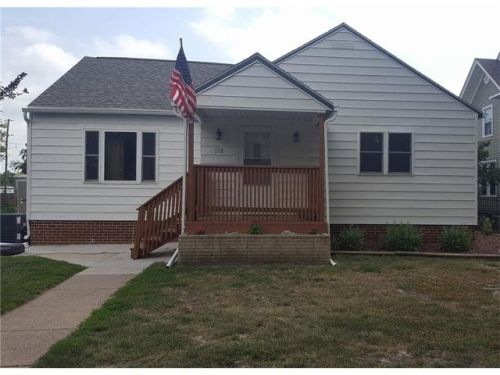 112 2nd St, Mitchellville, IA 50169-9791