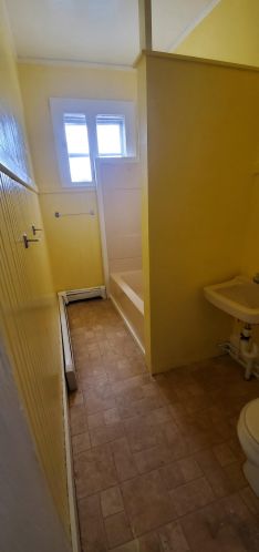 9 Depot St, Unity NH 03603-4683 exterior