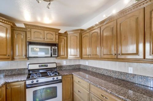 2527 Calle Gaviota, San Diego CA 92139-3105 exterior