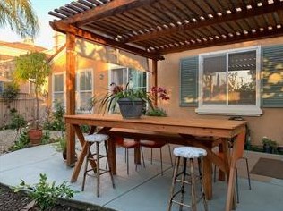 5625 Le Fevre Dr, San Jose CA  95118-3927 exterior