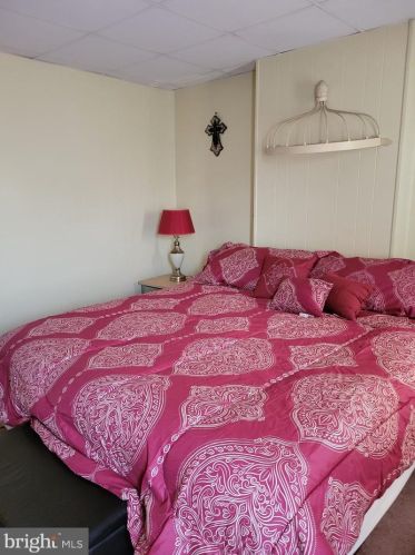 222 Morris Ave, Trenton NJ 08611-3665 exterior