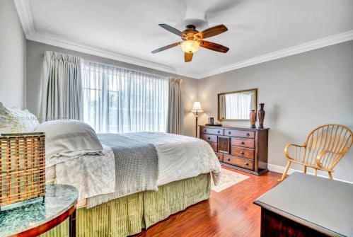 1122 195 Ave, Hollywood FL 33029-3272 exterior