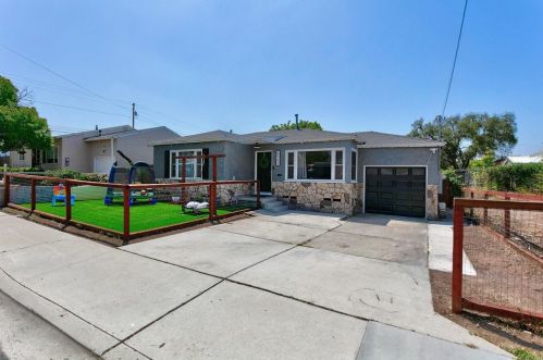 6969 Tower St, La Mesa CA  91942-4527 exterior