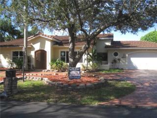 11445 74th Ter, Miami, FL 33173-2652