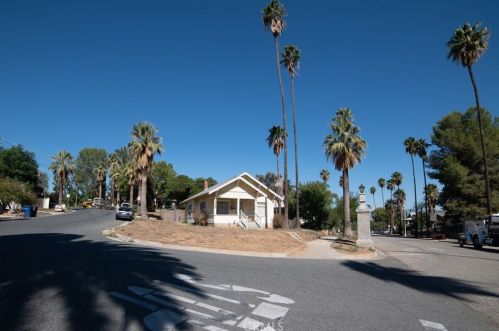 2889 Fairmount Blvd, Riverside, CA 92501-2429