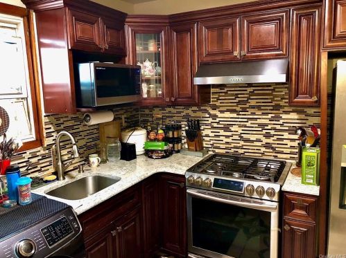 148-23 Linden Blvd, Jamaica, NY 11436-1022