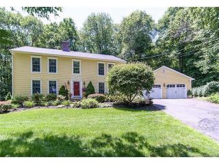 4 Hunting Rdg, New Haven, CT 06518-1752