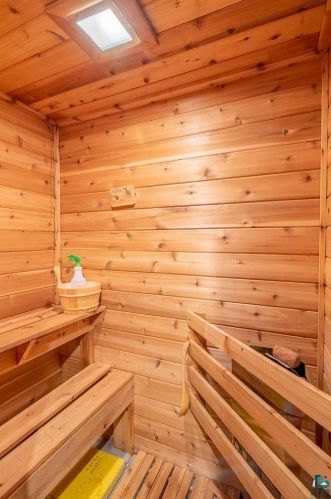 3402 Outer Dr, Hibbing MN 55746-2659 exterior