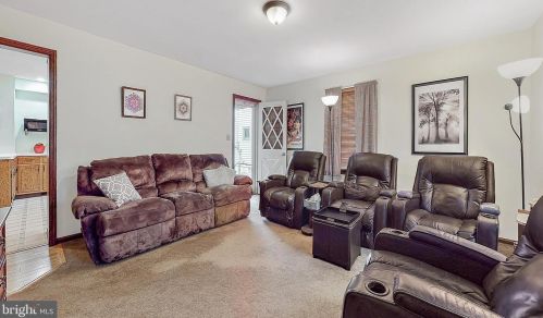 239 High St, Hummelstown PA  17036-2406 exterior