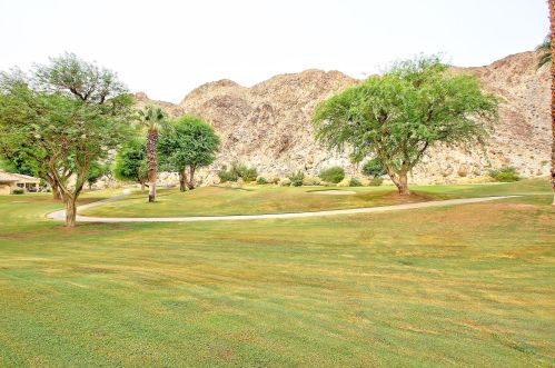 55685 Riviera, La Quinta CA  92253-4750 exterior