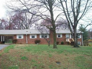 2916 Springhaven Dr, Winston Salem, NC 27103-5455