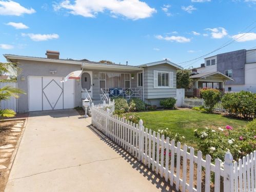 2520 Harriman Ln, Redondo Beach, CA 90278-4530