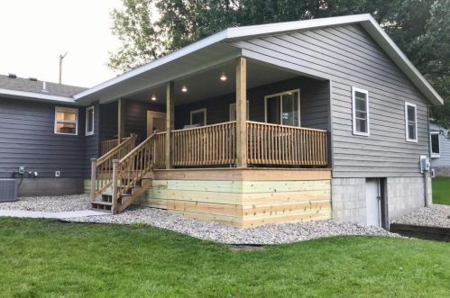 1436 2nd St, Sauk Centre, MN 56378-1916